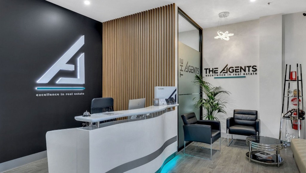 The Agents Commercial Reception Desk